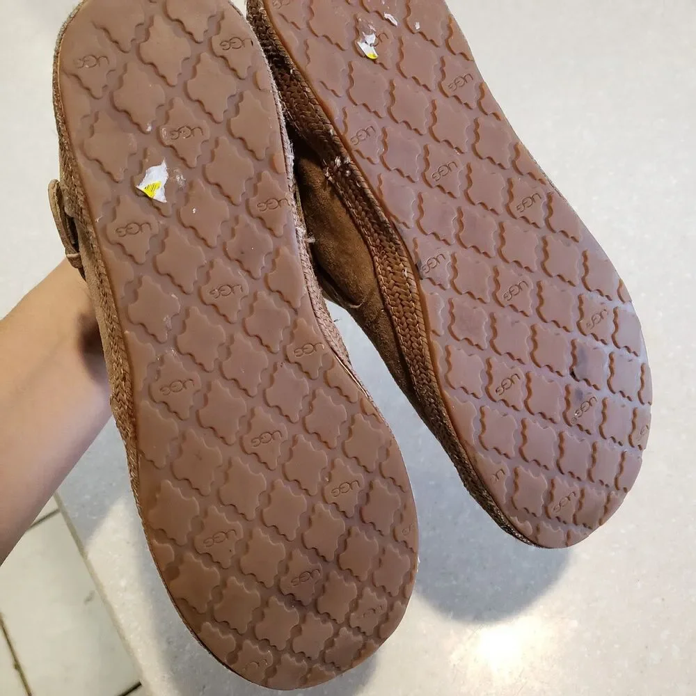 UGG Amely slip on moccasin loafers suede leather fringe tan size 6